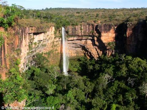 Chapada dos Guimaraes, cascata Neu de noiva
