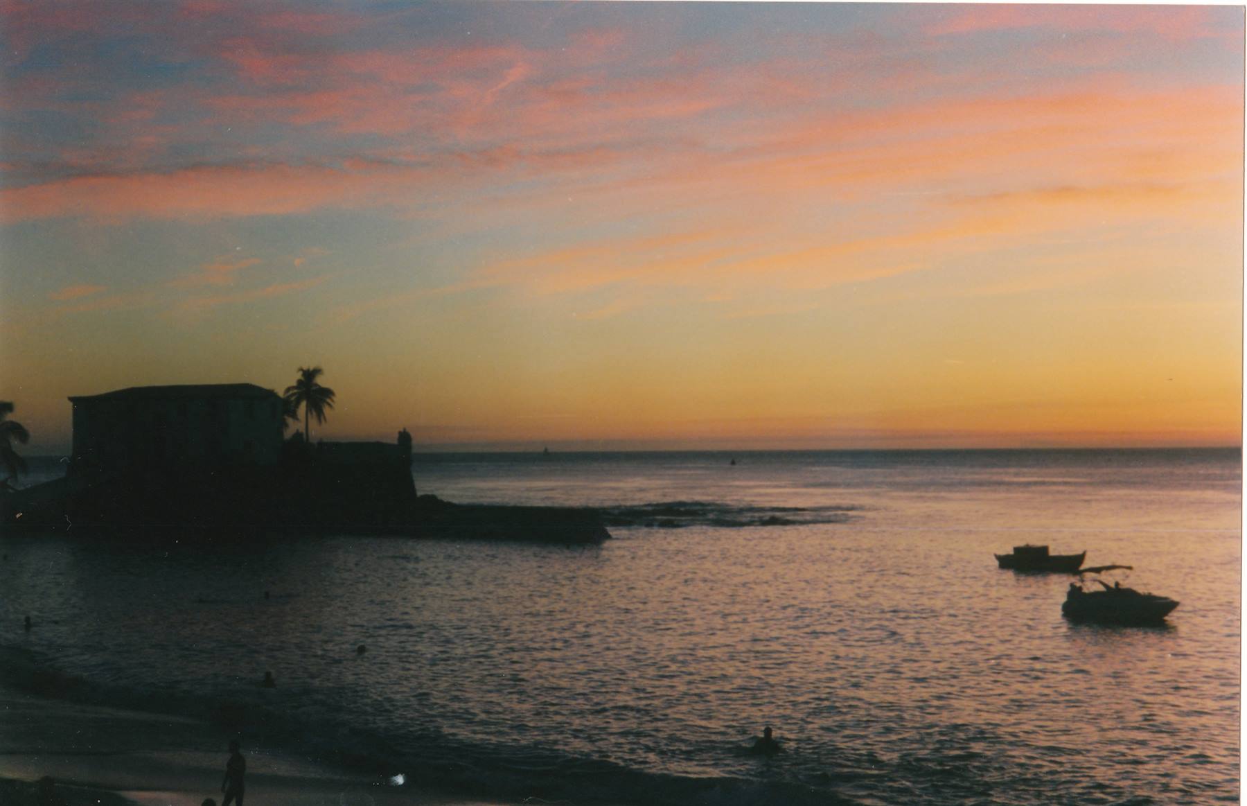 tramonto a praia da Barra