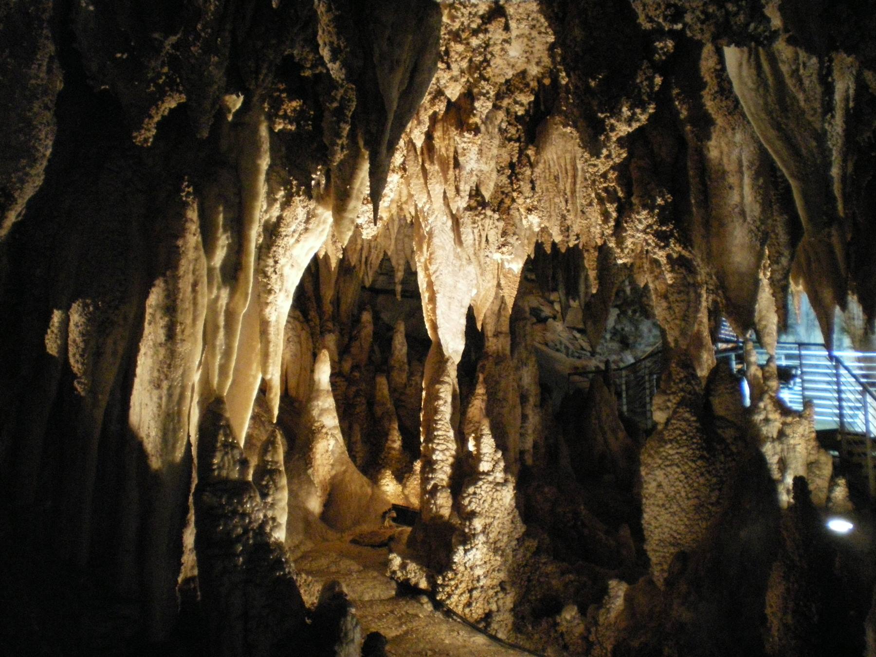 stalagmiti e stalattiti