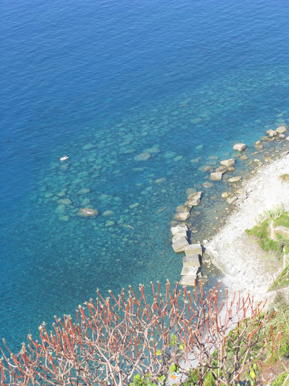tratto di mare dal sentiero verso Vernazza