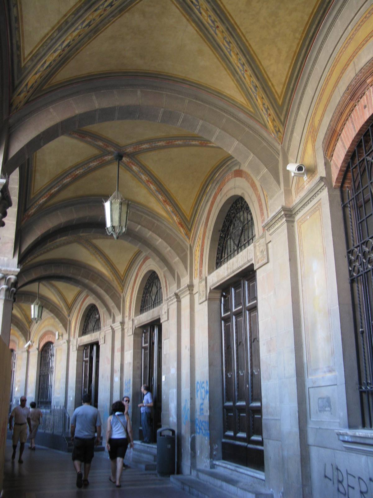 Portici in Corso Italia a Pisa