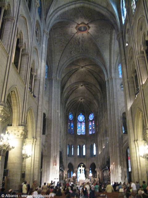 interno di Notre Dame