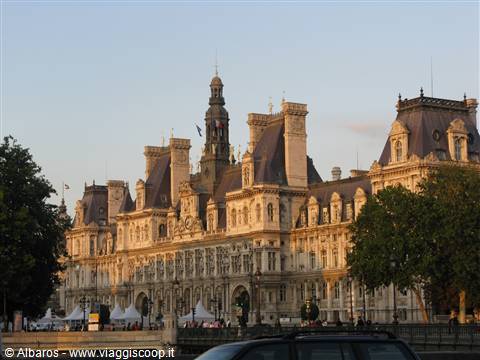 Hotel de ville