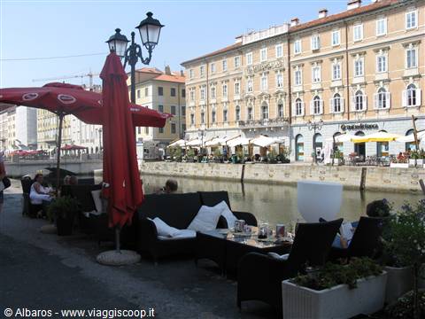 locali sulla darsena