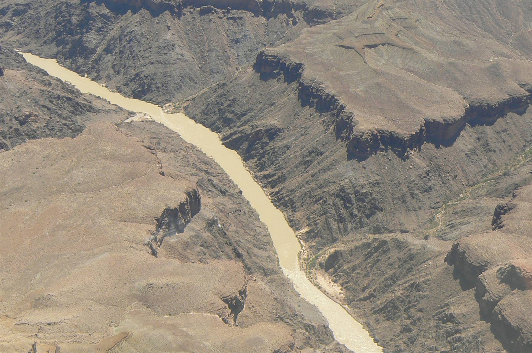 Vista del Colorado River dall'elicottero,Gran canyon