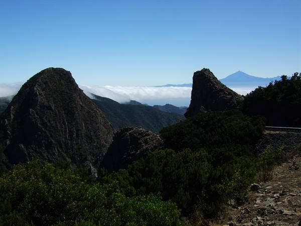 Il Teide (Tenerife) dal Parco Garajonay (La Gomera)