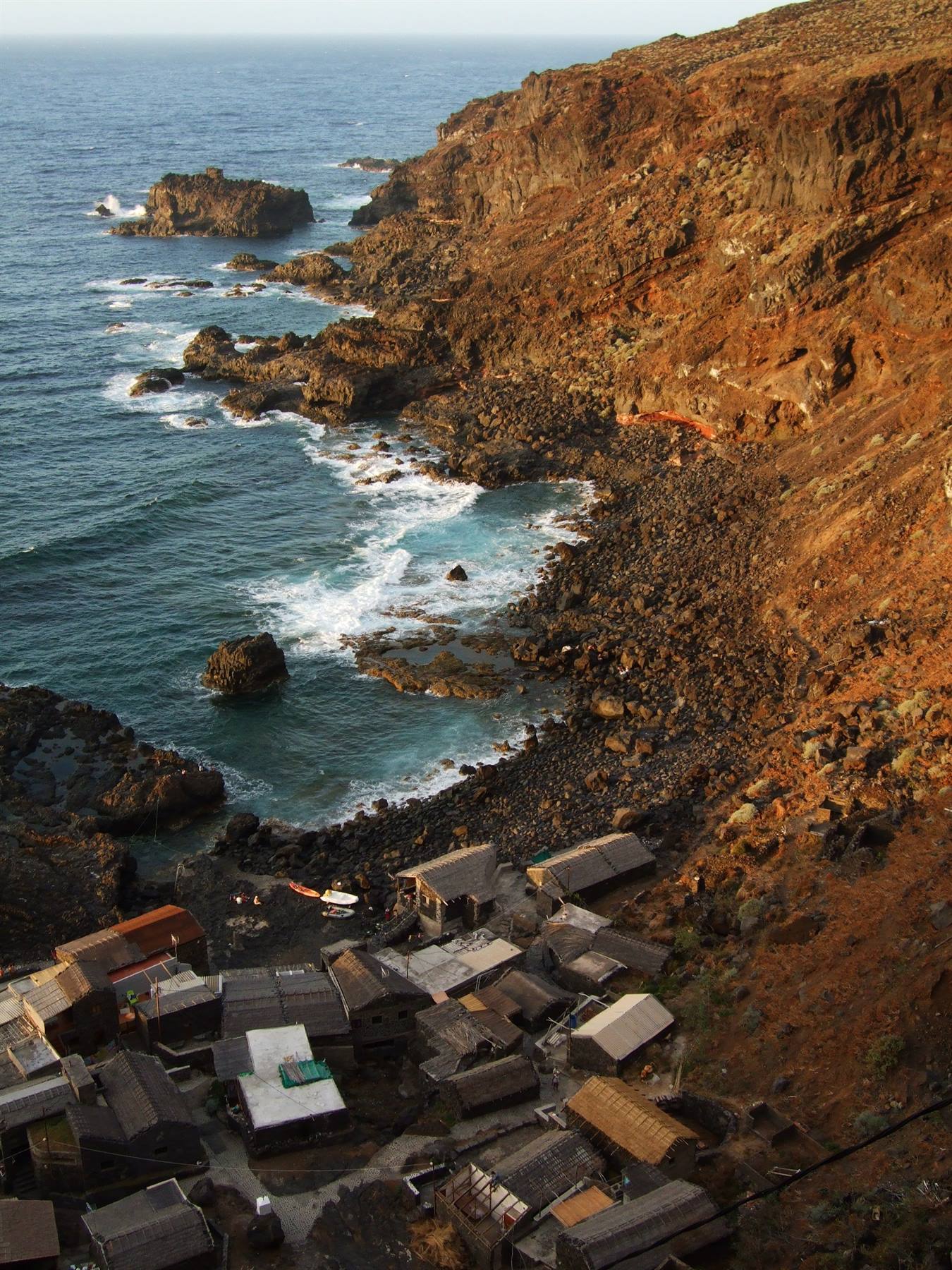 Pozo de las Calcosas (El Hierro)