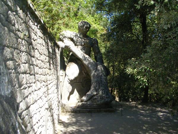 BOMARZO: PARCO DEI MOSTRI