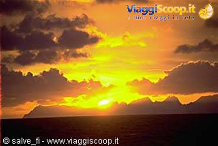 TRAMONTO SUI FIORDI