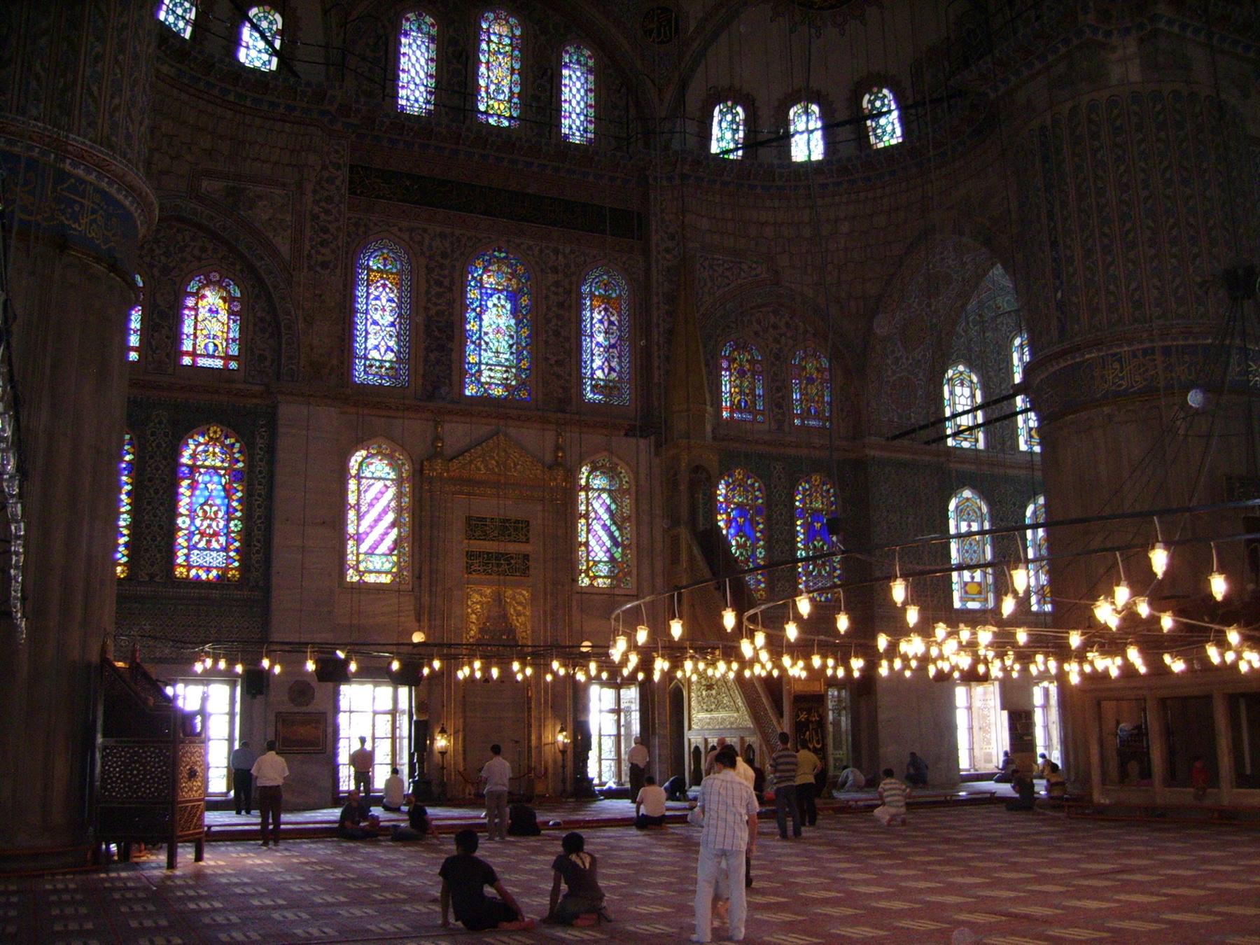 Interno Moschea Blu
