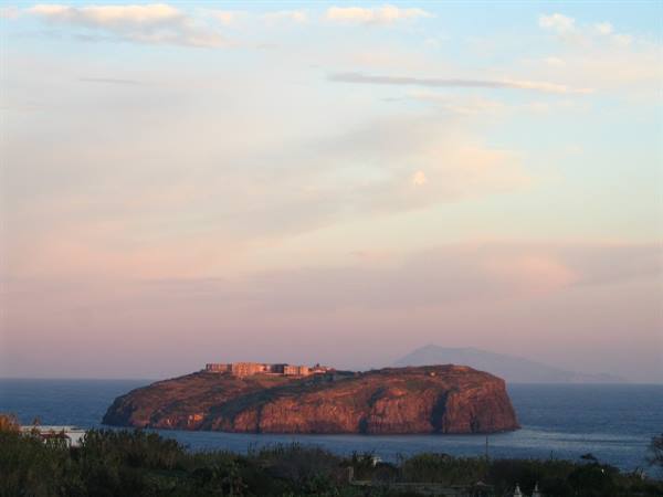 Is. S. Stefano