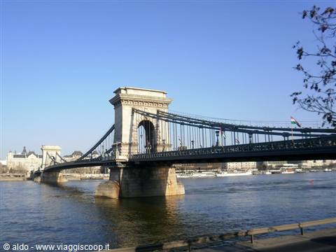 Il Ponte delle catene