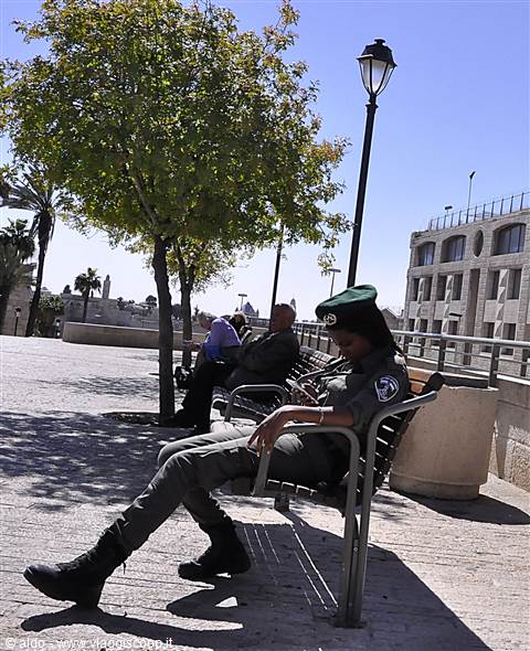 Soldatessa