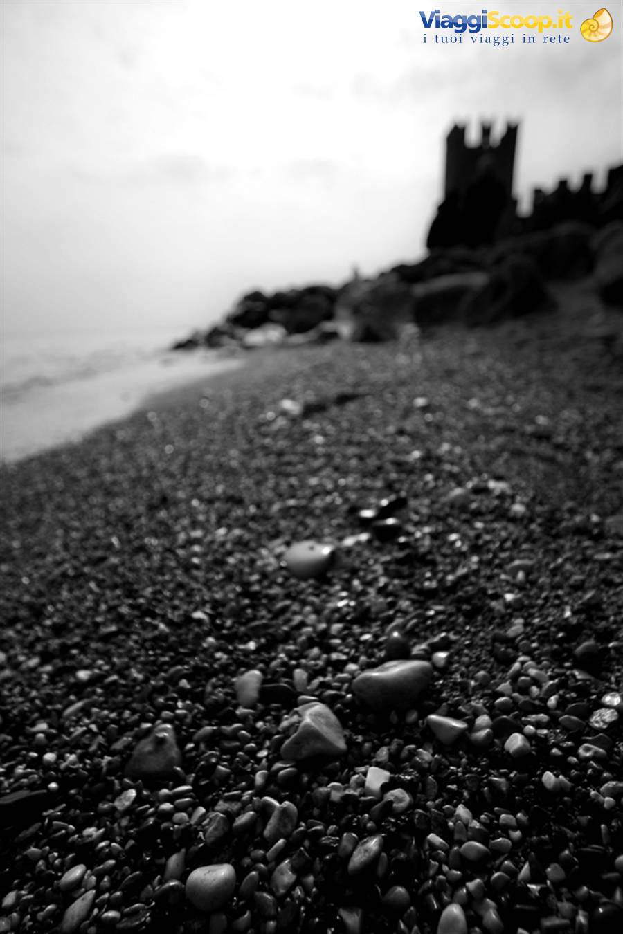 Rocca dalla spiaggia
