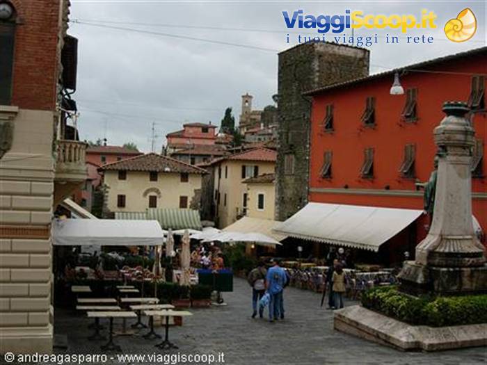 La Piazza