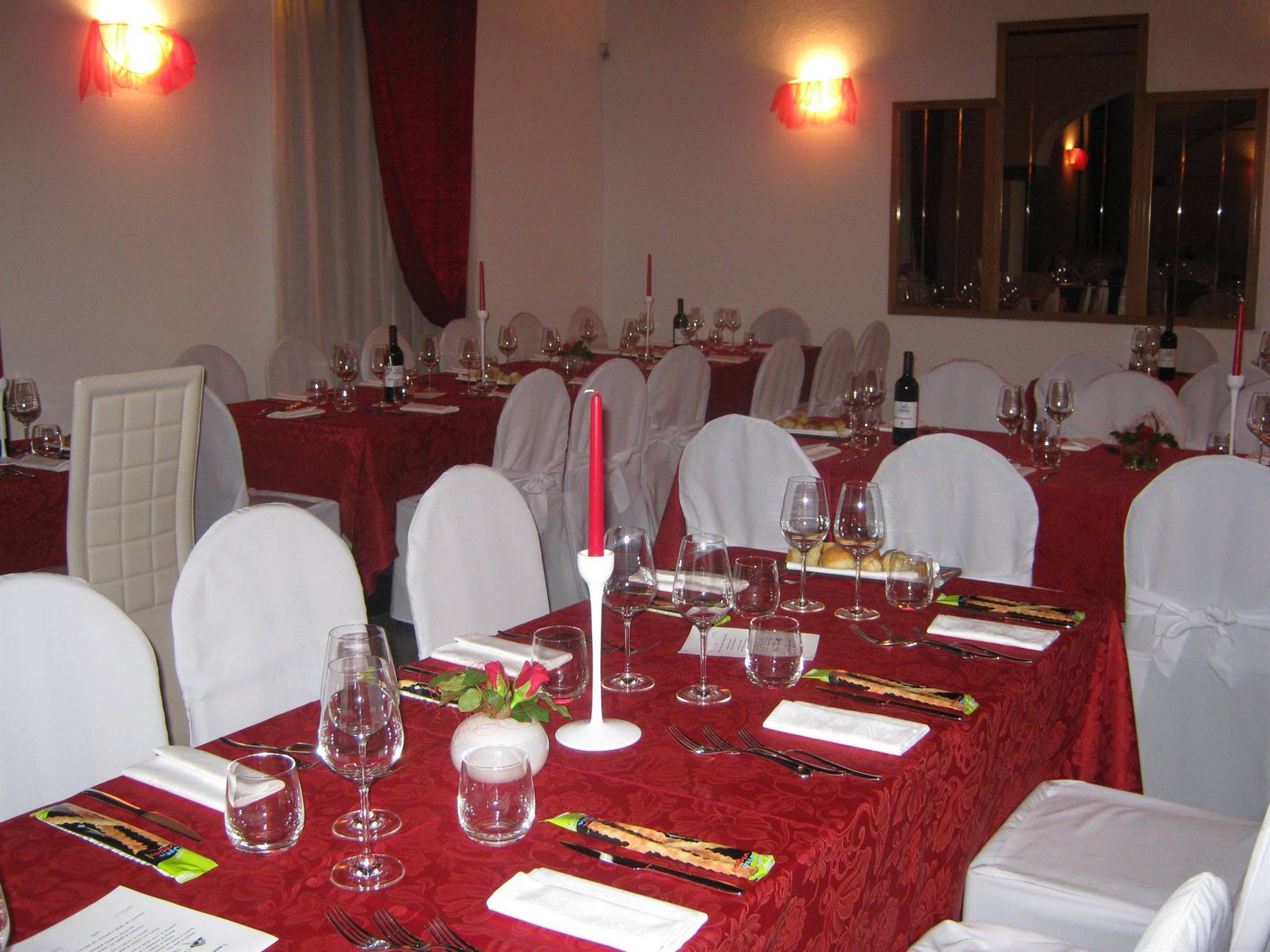 Nelle sale del Ristorante Leggero