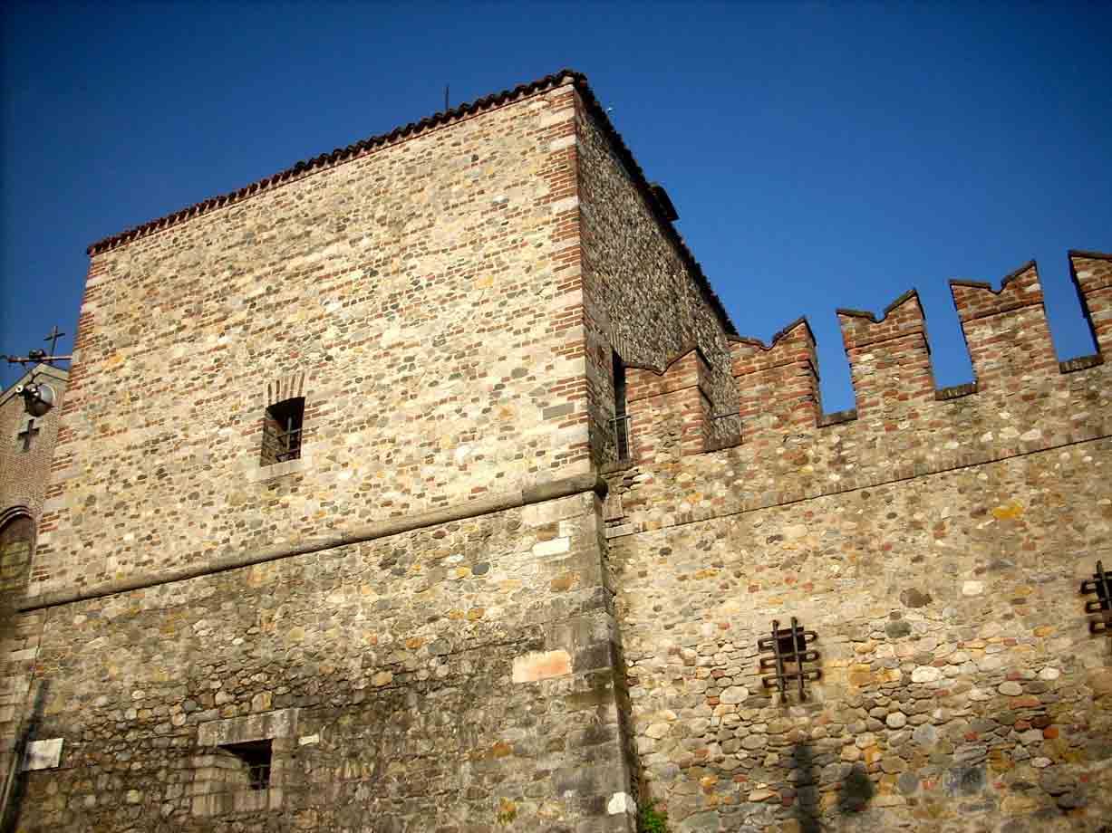 Veduta del castello di Turbigo