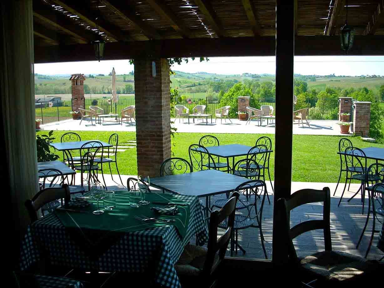 Presso il Ristorante Vino e Cucina di Castel San Giovanni
