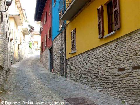 Una strada a Canelli