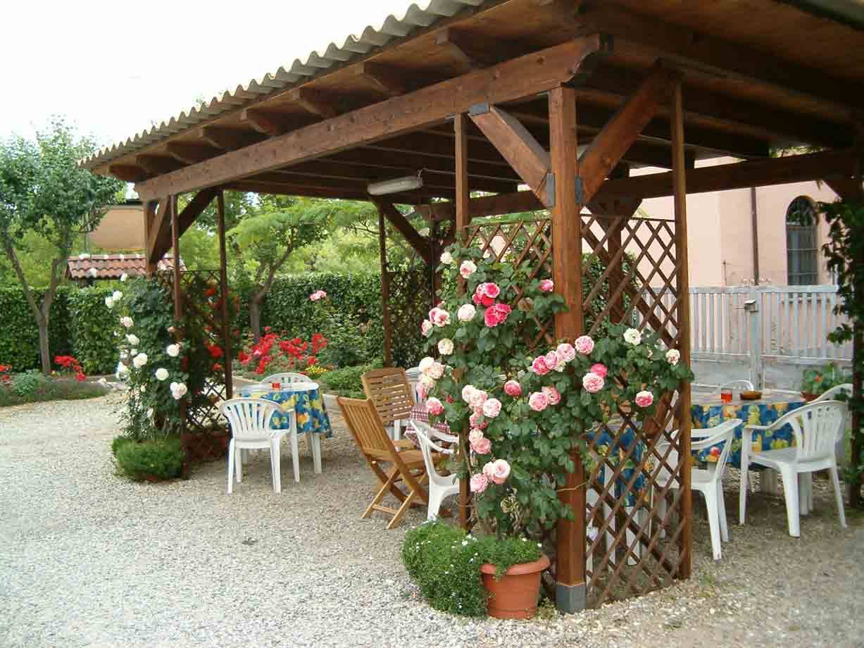 Il dehor del Ristorante Le Terre Rosse