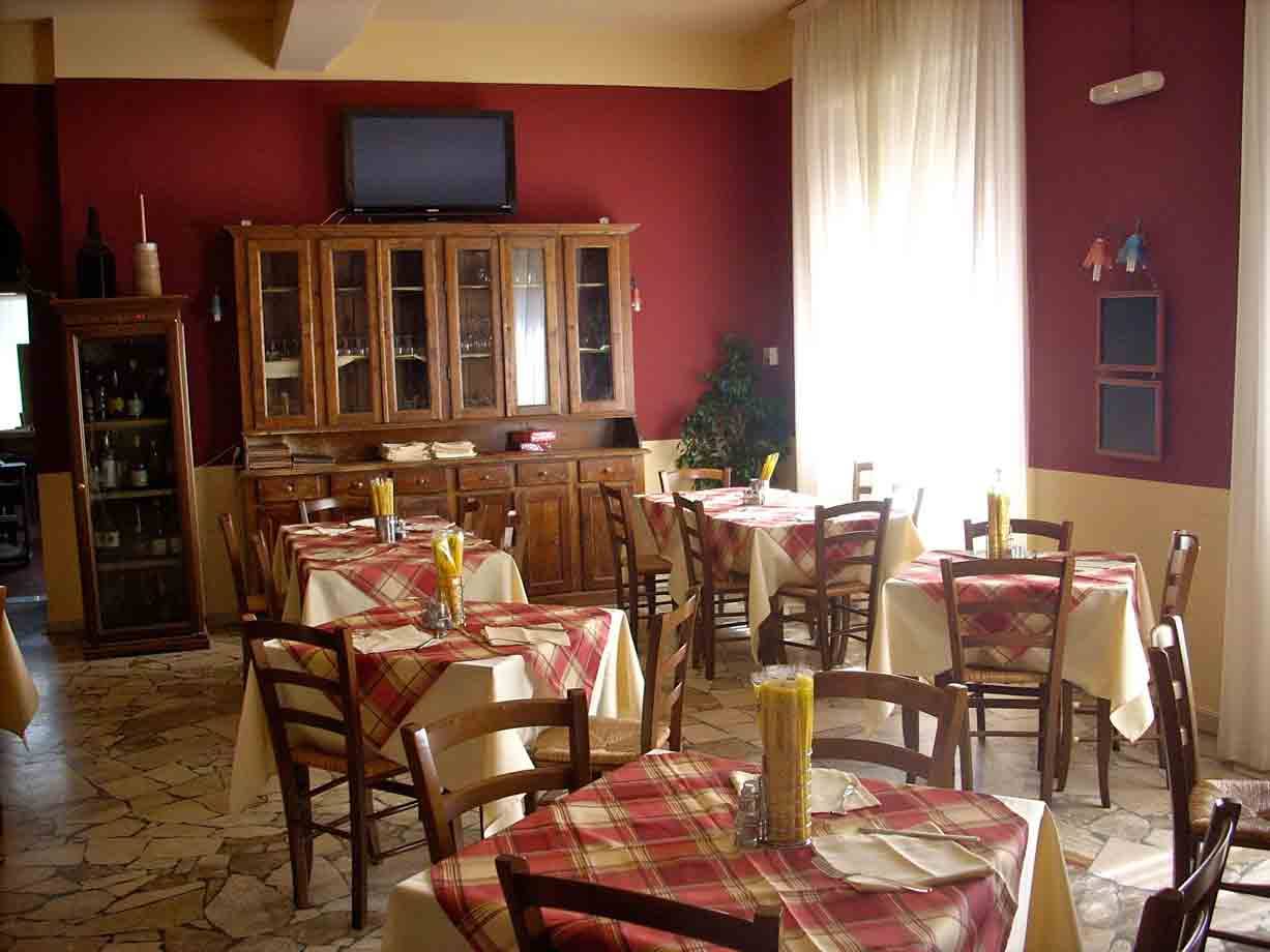 Nella sala del Ristorante Pizzeria Caffè del Tranvai 