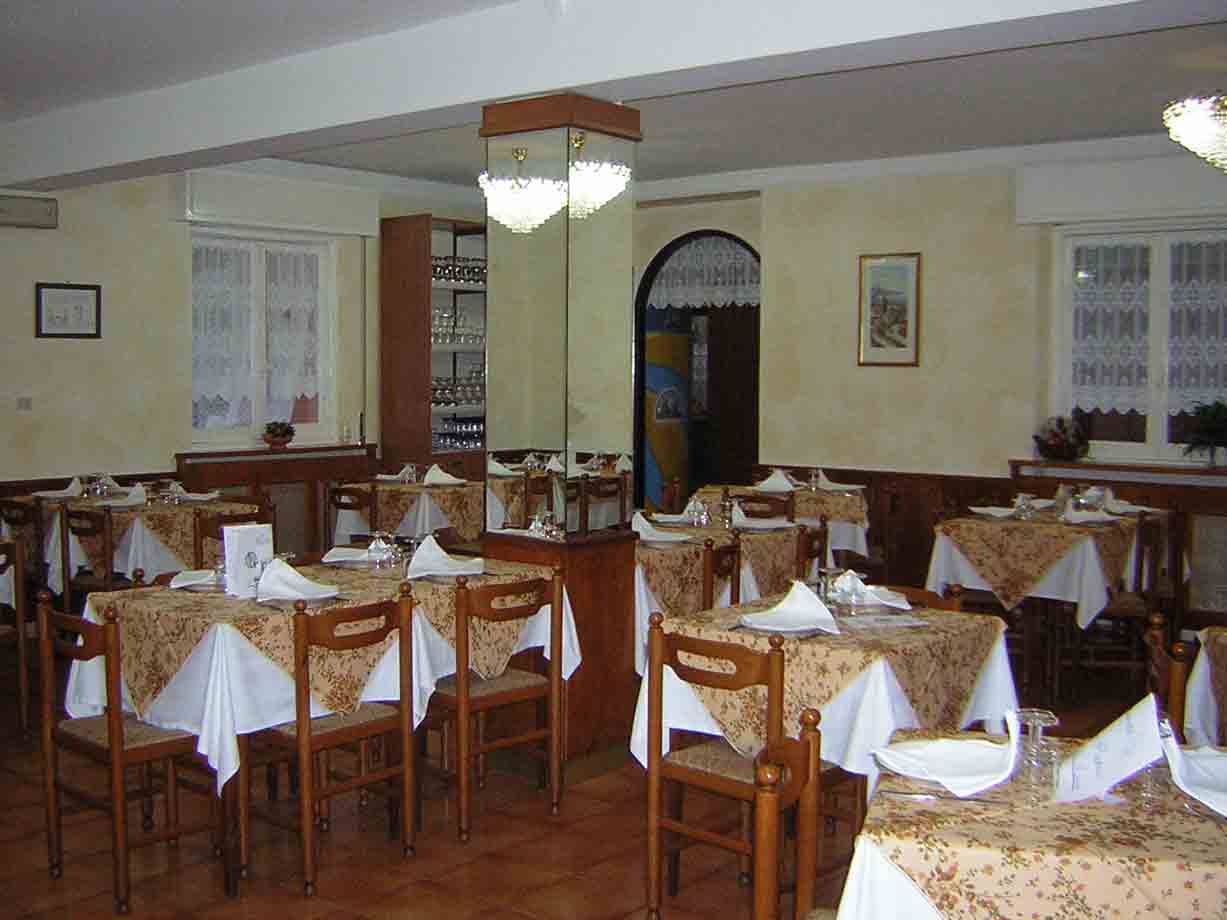 Nelle sale del Ristorante San Pietro