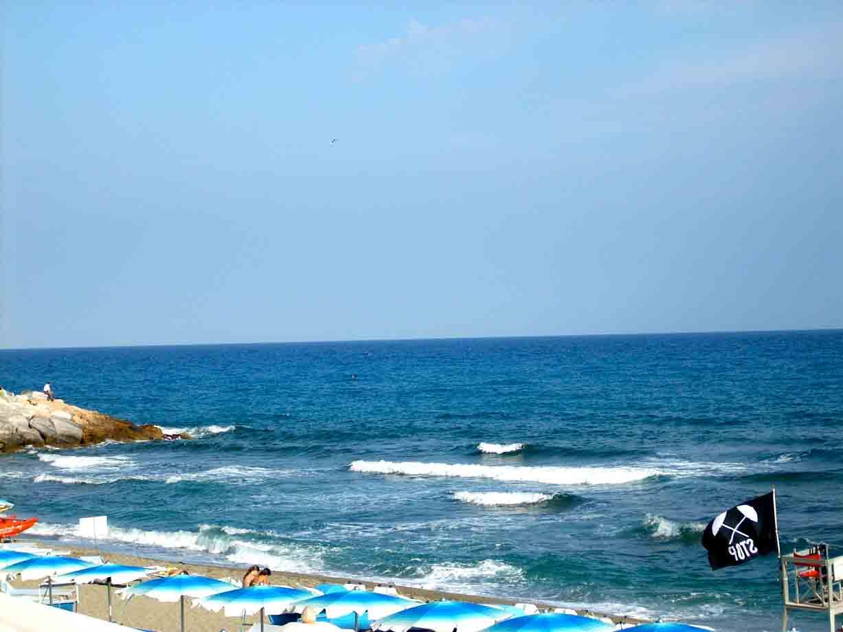 Veduta della spiaggia di Varazze