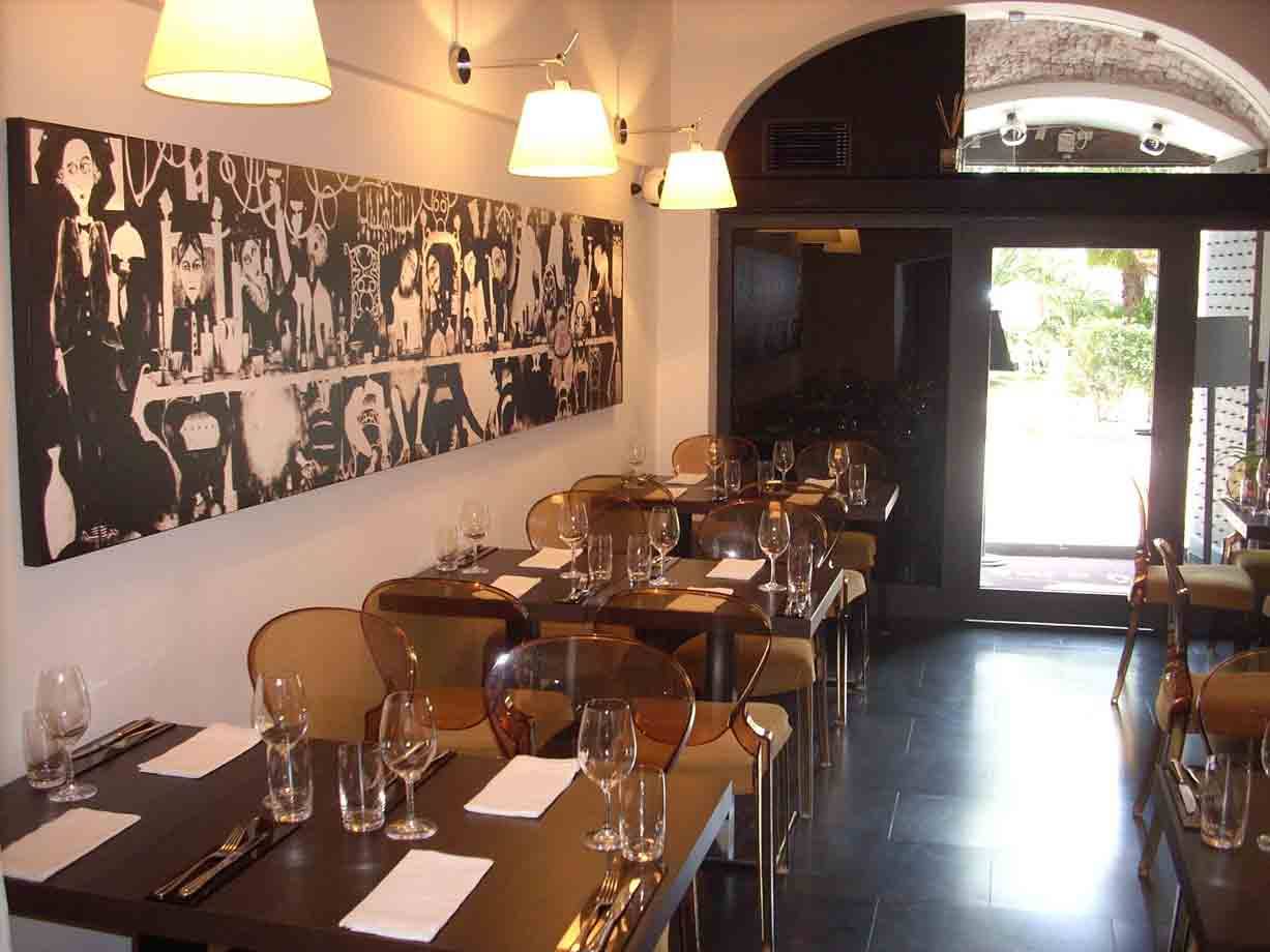 Nelle eleganti sale del Ristorante Zu a Ma di Spotorno