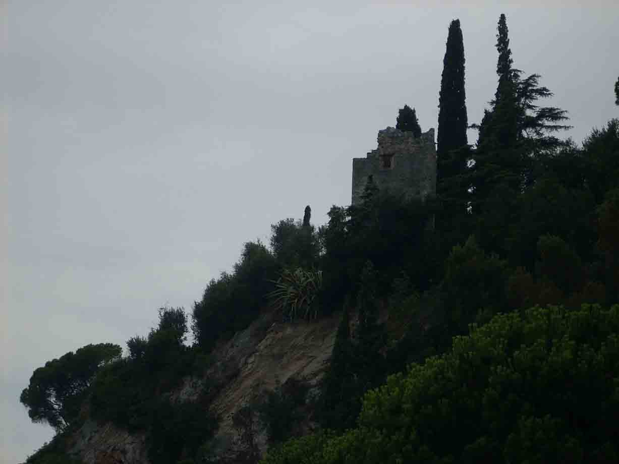 Un'antica torre d'avvistamento