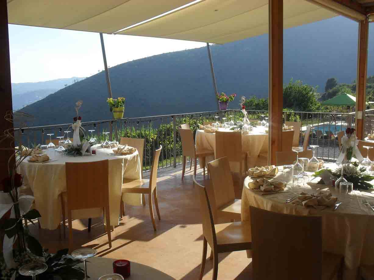 Sul terrazzo dell'Hotel Ristorante Oro Verde di Bergeggi