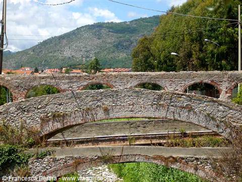 Un antico ponte