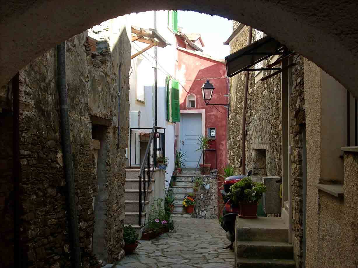 Uno scorcio del centro storico   
