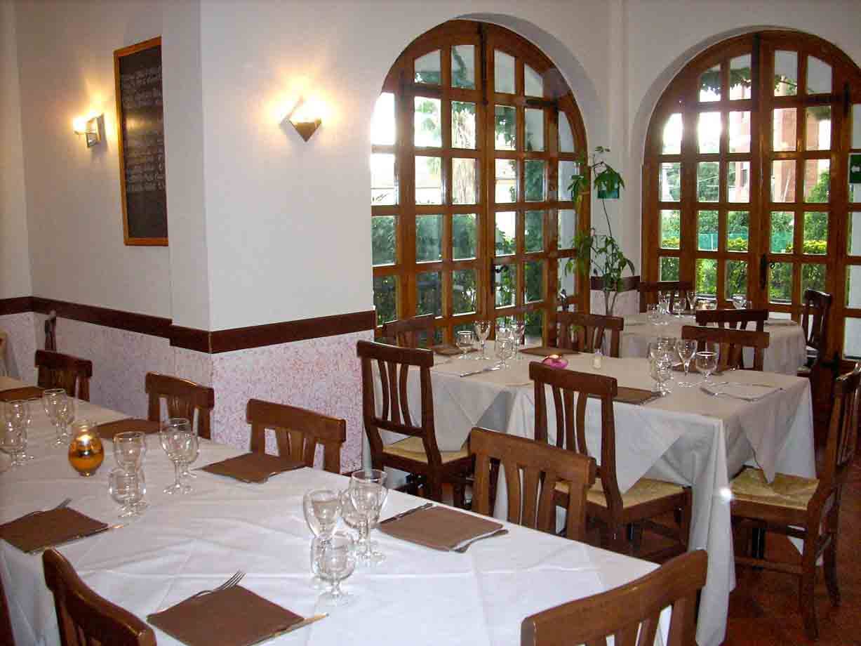 Nella sala del Ristorante Pizzeria Le Querce