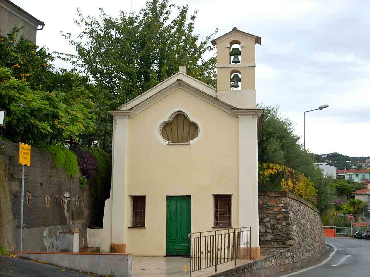 Una cappelletta a Boissano