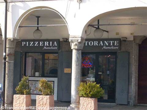 Entrata del Ristorante Marechiaro