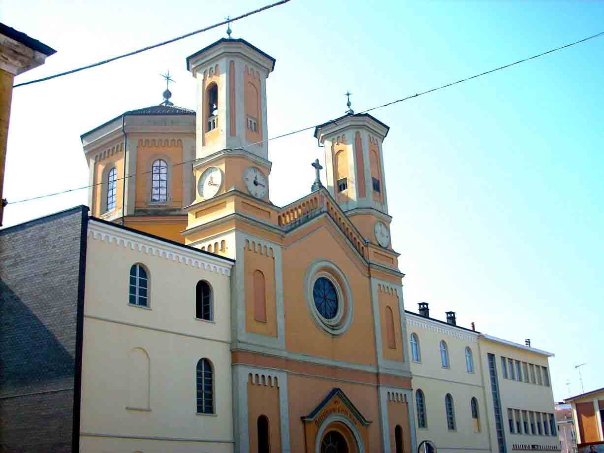 Una splendida chiesa nei pressi dell'Hotel Resort Il Convento