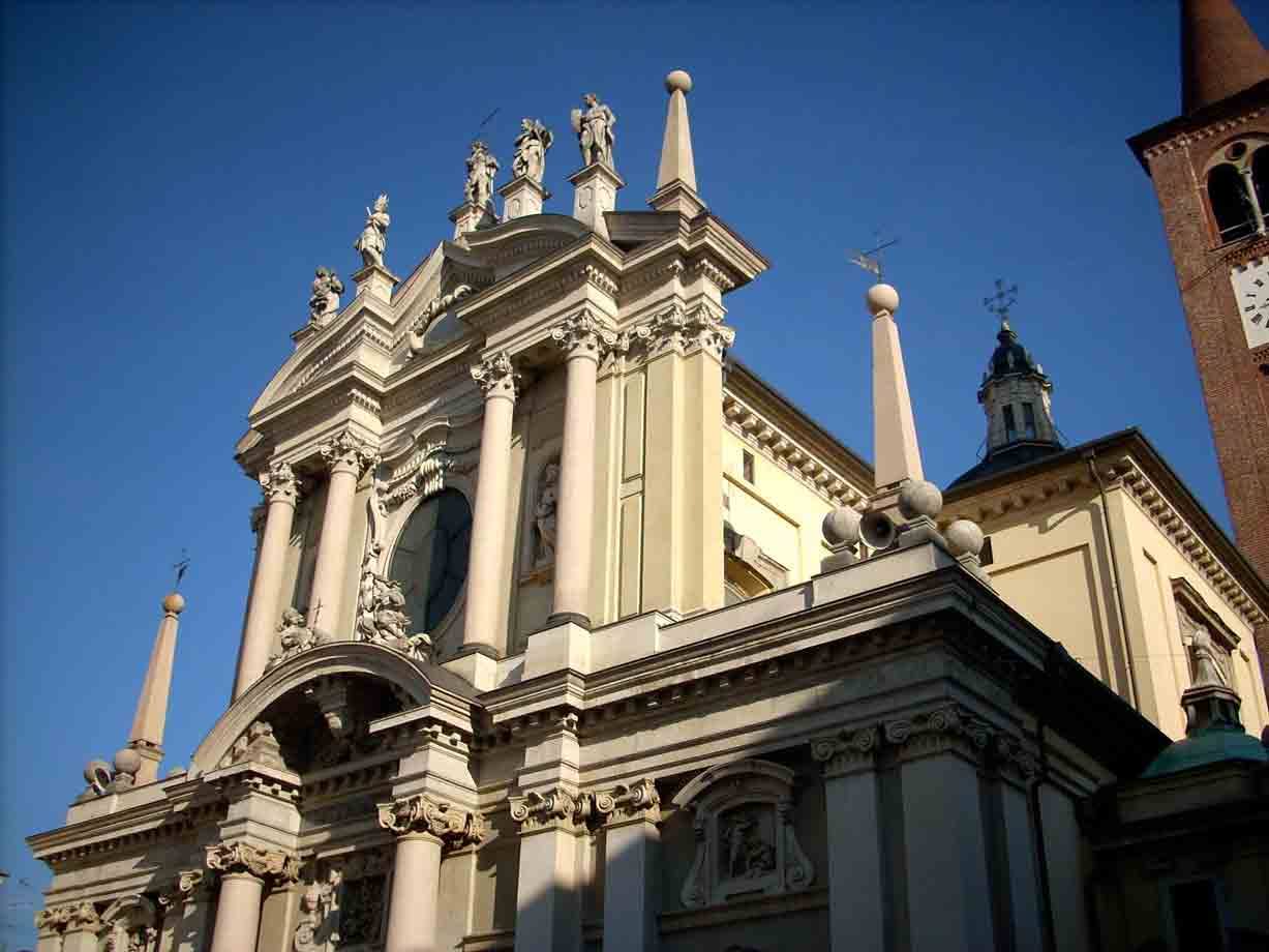 Facciata della Basilica di San Giovanni Battista