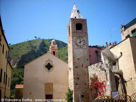 Atmosfere medievali sotto il castello, col fantasma a scuola: una giornata a Cisano Sul Neva