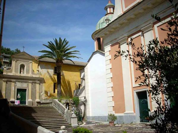 Chiesa parrocchiale di Santa Croce e l'Oratorio dei Disciplinati
