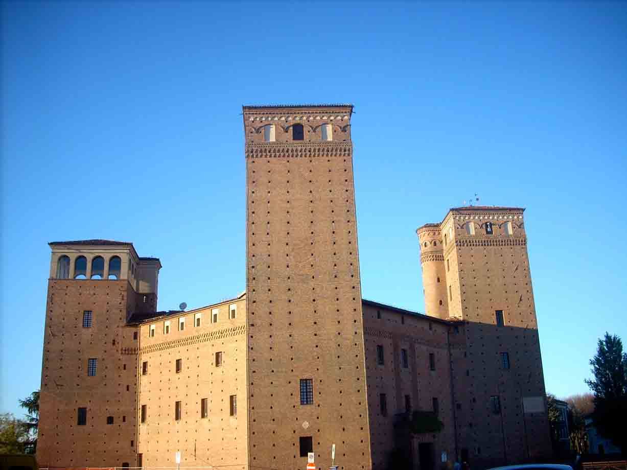 Il Castello degli Acaia