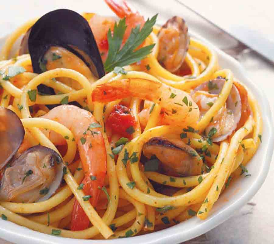 Prelibatezze del Ristorante Pizzeria Filodendro: spaghetti allo scoglio