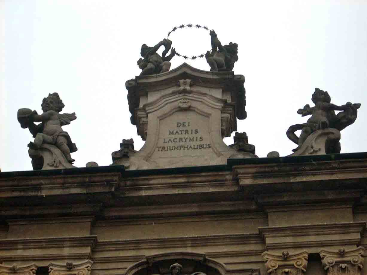 Santuario della Madonna delle Lacrime, particolare