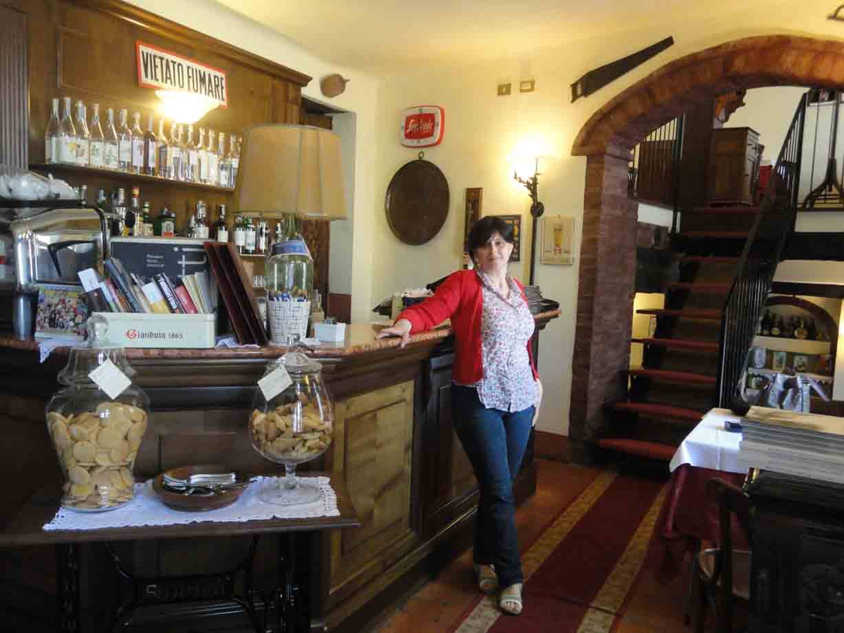 Presso la Trattoria del Borgo: la titolare