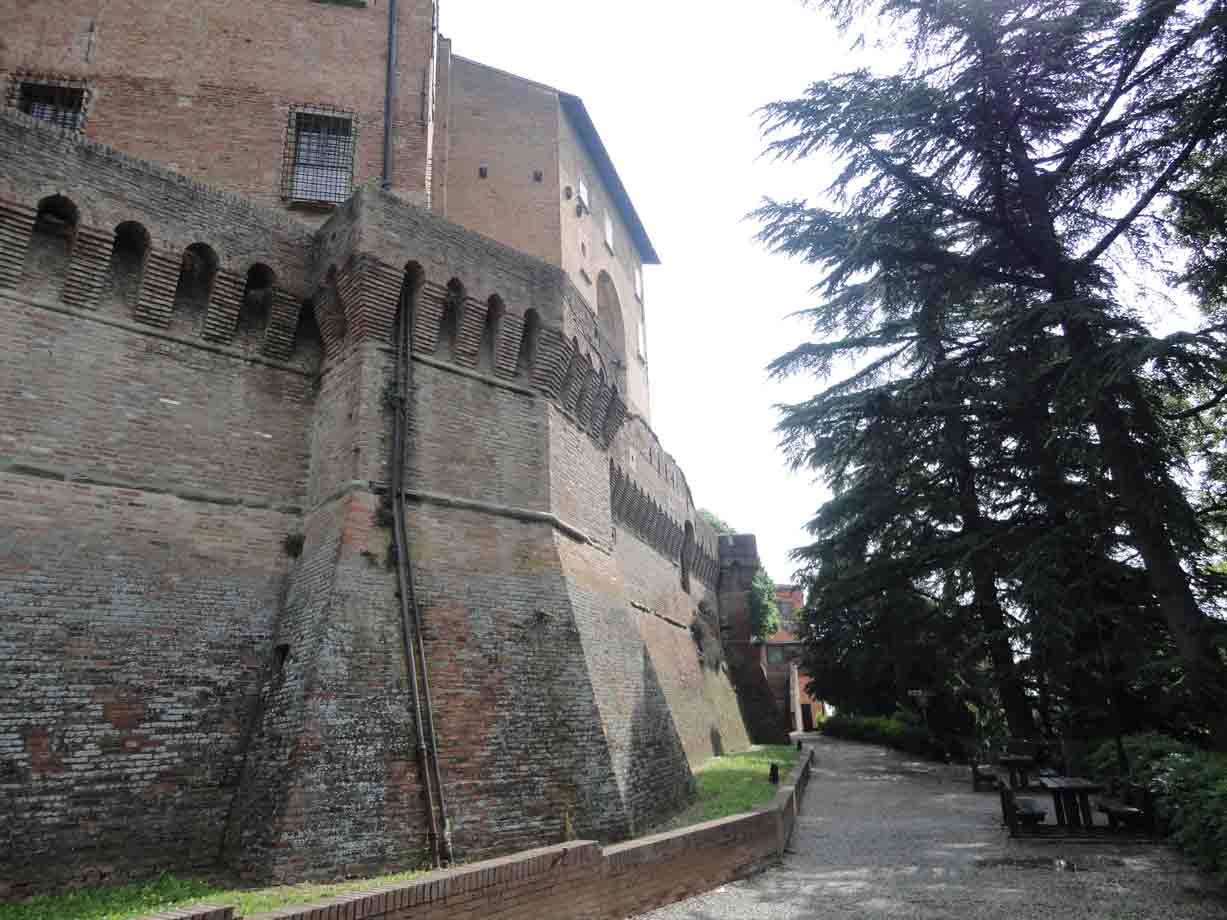 Veduta laterale della Rocca