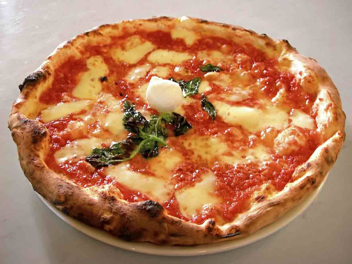 Una delle squisite pizze del Ristorante Da bòn