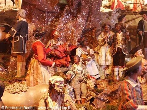 Volti colorati dal passato per raccontare il mistero della Natività: i presepi storici genovesi