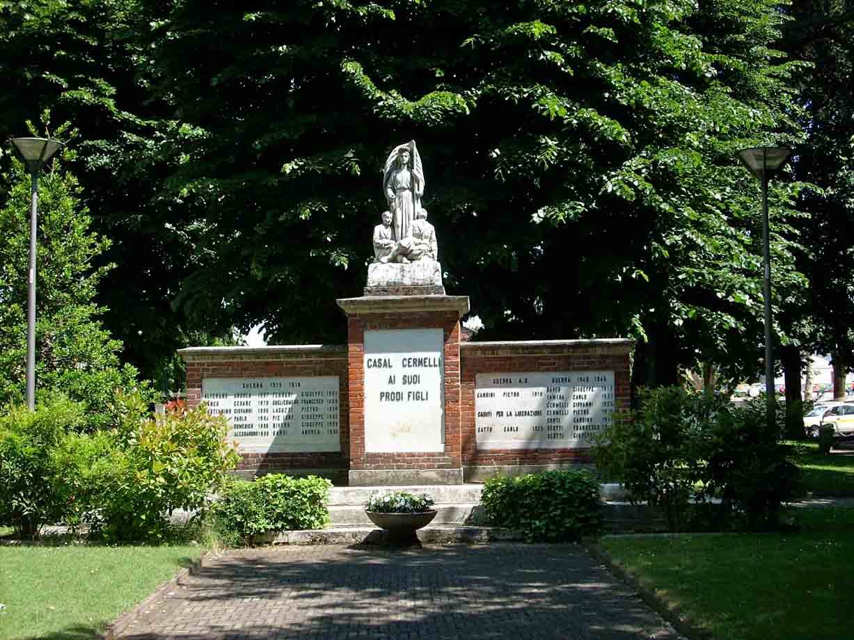 Il monumento ai caduti