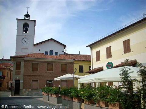 In bici a Tassarolo, protetti da San Rocco