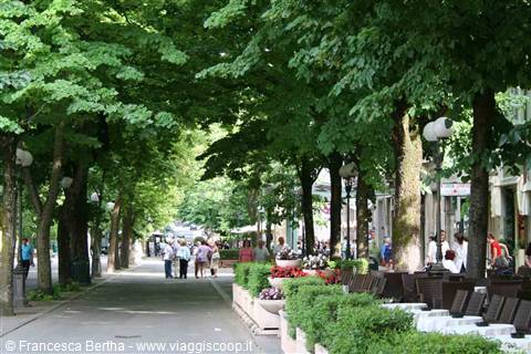 Viale Romagnosi