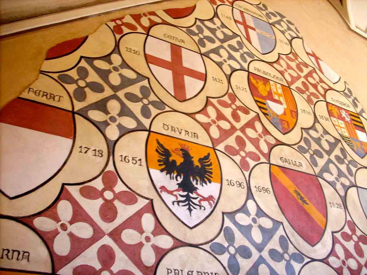 Stemmi delle famiglie che hanno retto Capriata d'Orba, nella Casa Paleari